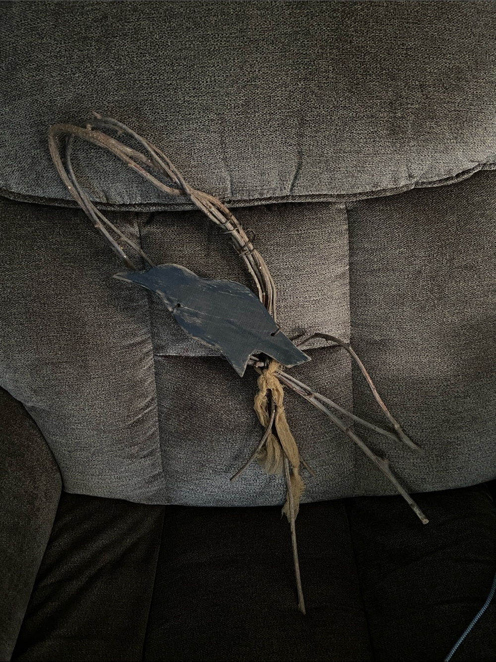 Handcrafted crow 🐦‍⬛ Twig Wreath - Rustic Home Accent